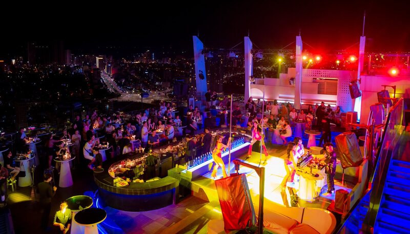 what to do in da nang at night
